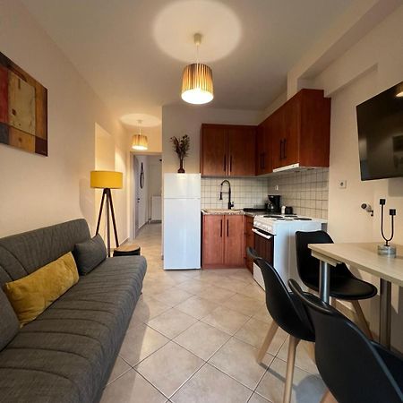 Demi Δσ, B2 Apartment Agrinio Exterior photo
