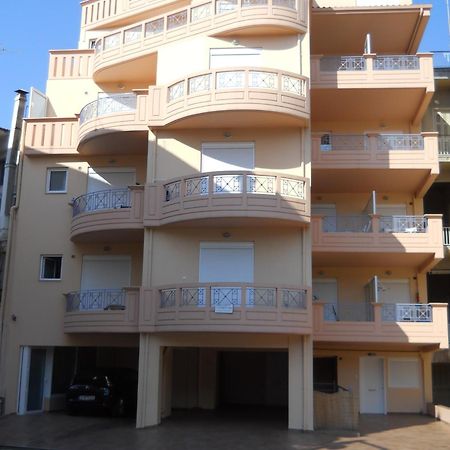 Demi Δσ, B2 Apartment Agrinio Exterior photo